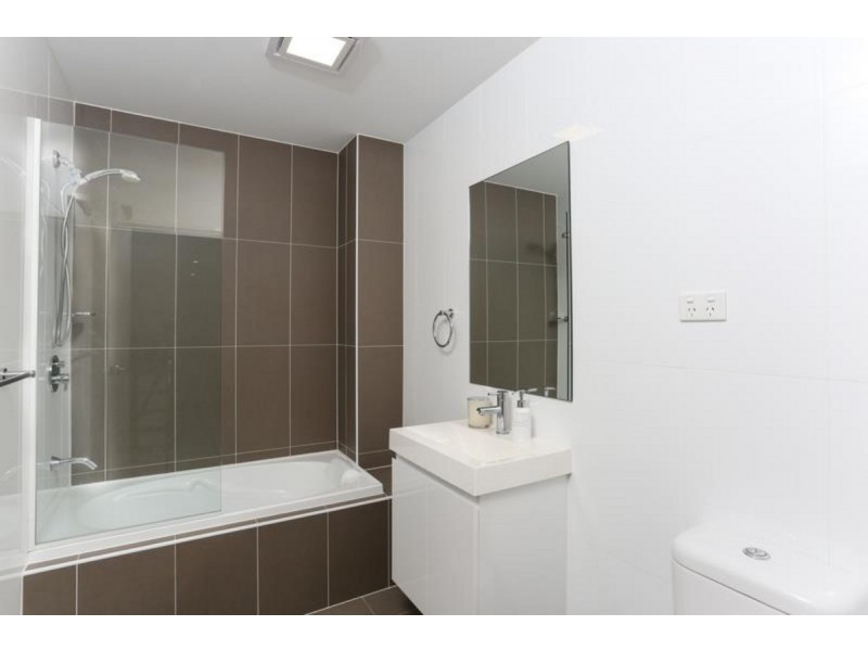 23/8-10 Octavia Street, Toongabbie NSW 2146